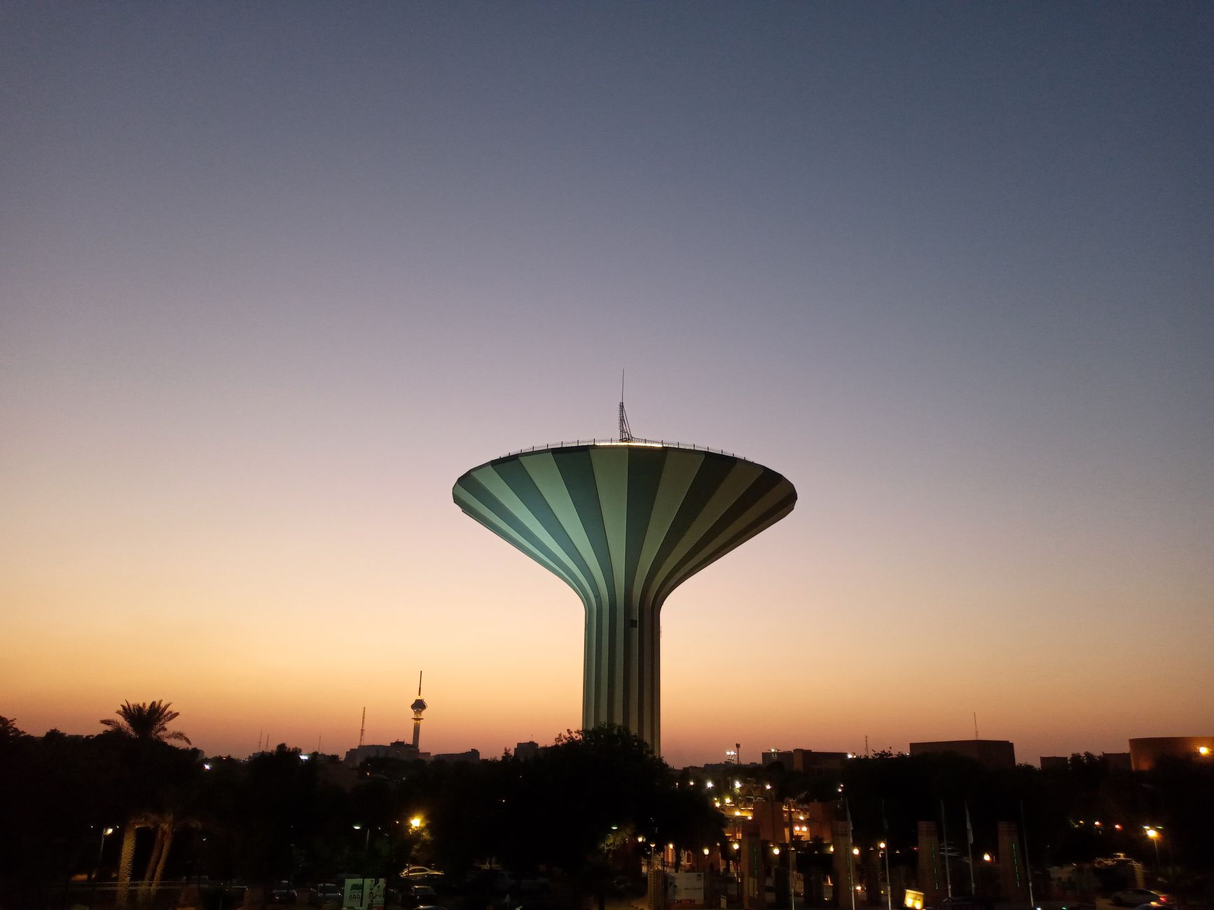 Riyadh Airport Closure: The Worst Airline Changes & Cancellations